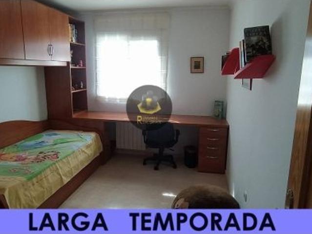 LT / Chalet de TRES dormitorios en Gojar