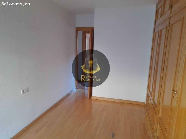 LT/ Piso de TRES dormitorios SIN muebles, zona Alhamar