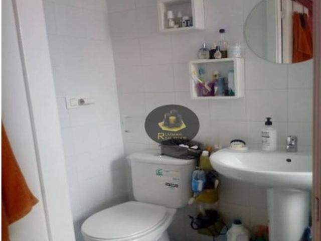 LT / Piso de TRES dormitorios, zona Almanjayar