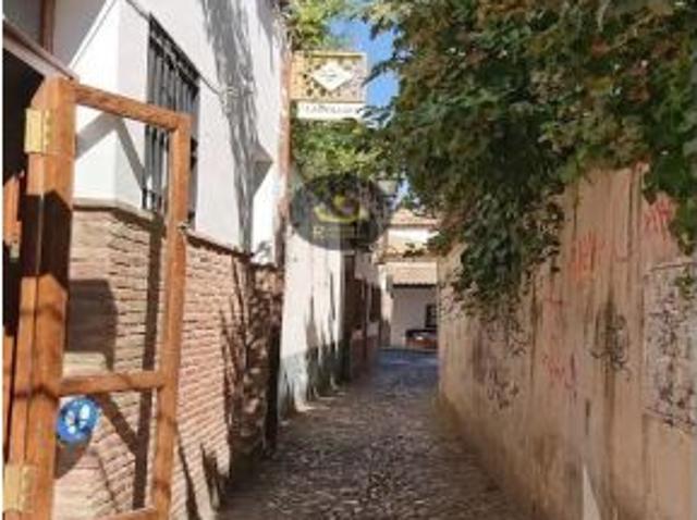 LT / Precioso Piso de DOS Dormitorios en Albaycín
