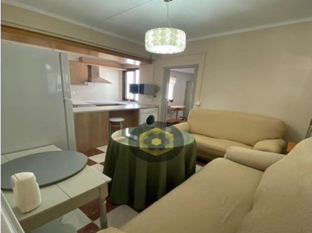 LT/EST / Apartamento de DOS dormitorios reformado en zona centro