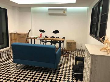 LTH5877 – House FOR SALE in Latkrabang 5 beds 4 baths size 425 Sq.M. Nearby ARL Latkrabang station ONLY 25 MB