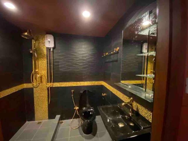 LTH6236 – FOR RENT House in Sathorn 4 bedrooms size 202 sq.m. near MRT Lumpini Station ONLY 120,000 THB / month