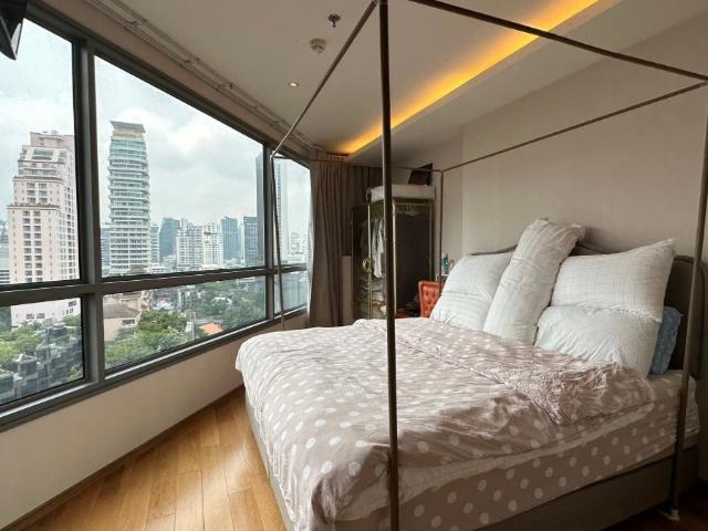 LTH11280 H Sukhumvit 43 FOR SALE Size 63 sqm. 2 bed 2 bath BTS Phrom Phong Station ONLY 12 MB