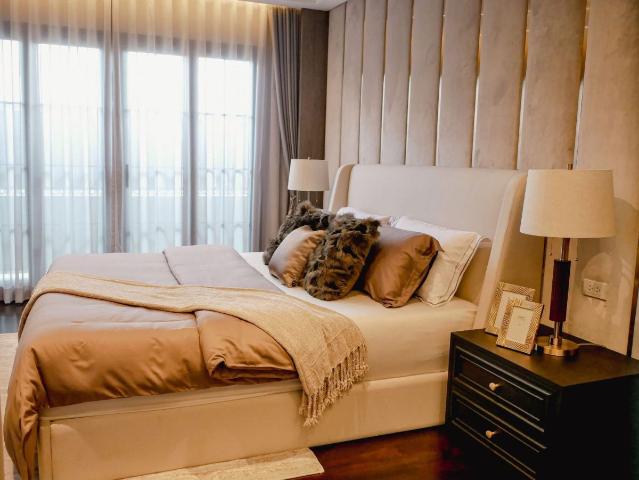 LTH11552 – The Legend Sathorn FOR SALE Size 31.9 sq.w. 406 sqm. 3 beds 4 baths Near Central Rama 3 ONLY 35.9 MB