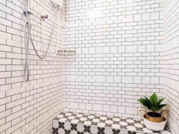 LTH13569 – House for Rent | Chidlom | 245 sqm | 3 Beds 3 Baths | 65K/Month | Near BTS Chidlom | บ้านให้เช่า ชิดลม