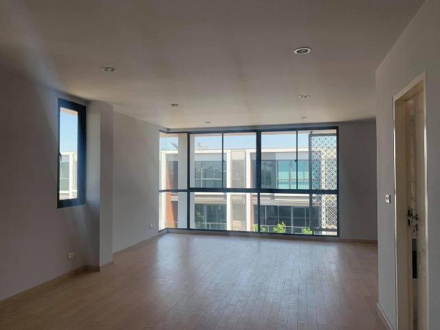 LTH16103 Luxury Home Office for Sale Sathorn–Rama 3 | Jade Height | 7 Beds 6 Baths | 175.2 sq.m. | Private Zone | 39 MB