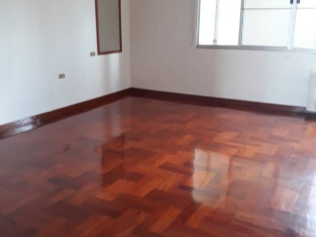 LTHC11355 D.S. Tower 1 FOR RENT Size 550.47 sqm. 5 beds 6 baths Near BTS Phrom Phong Station ONLY 120K/Month