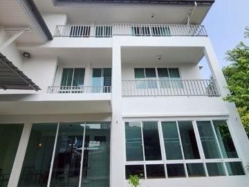 LTHC13443 – House for Rent | Wutthakat 24 | 292.12 sqm | 3 Beds 3 Baths | 85K/Month | Near BTS Wutthakat | บ้านให้เช่า วุฒากาศ 24