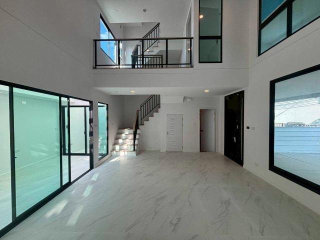 LTHC15645 Luxury Townhome for Sale Rama 3 | Modern 4 Storey Residence | Yannawa | 15.9 MB