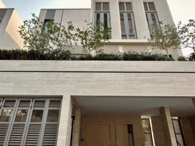LTHC16116 Luxury 3 Story Detached House for Sale Sathorn–Silom | 533 sq.m. | 4 Beds 5 Baths | Private Pool & Lift | 65.9 MB