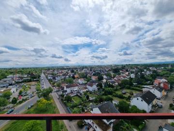 LU Gartenstadt *attraktive ETW* mit traumhaftem Fernblick. !