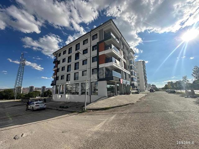 LUMİNA GYO'DAN NECMETTİN ERBKN BULVARINDA SATILIK 3,5+1 DAİRE