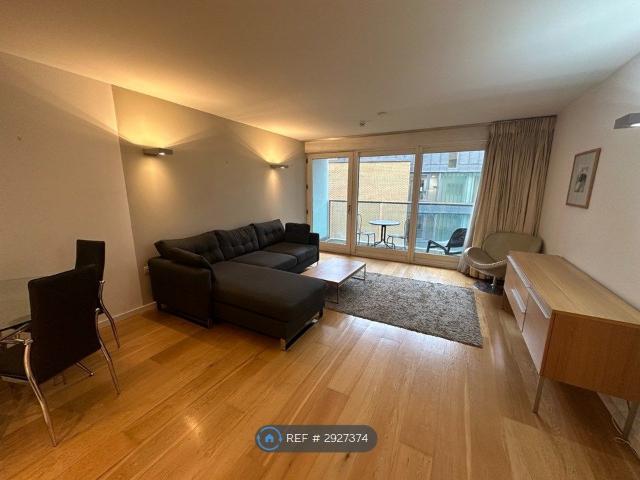 Lumiere Building, Manchester M15, 2 bed flat to rent, £1,450 pcm | PrimeLocation