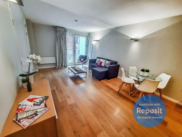 Lumiere Building, 38 City Road East, Southern Gateway, Manchester M15, 2 bed flat to rent, £1,350 pcm | PrimeLocation
