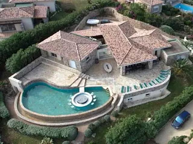 Lumio 20260 Achat / Vente maison 8 pièces t8 piscine terrasse