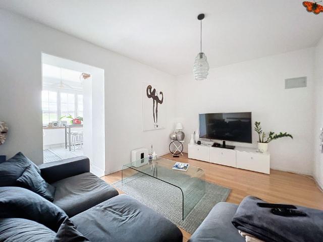 BRIGHT 4½ ROOMS – Center of the Old Town of Romont!