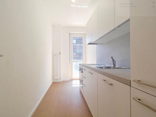 LUMINOUS 3.5 ROOMS RENOVATED