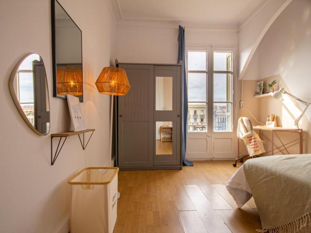 Luminous double bedroom in Sant Antoni