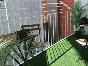 Luminous DOUBLE BEDROOM near Collblanc Metro Station!
