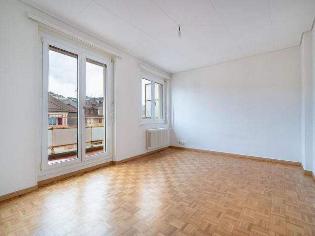 Luminous studio for rent Sous Gare district, Lausanne