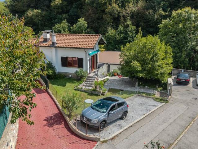 LUMINOSA E CARATTERISTICA CASA 4.5 LOCALI NEL VERDE AD ARZO