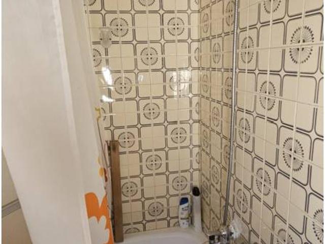 PRECIO INMEJORABLE, CHAFLAN, LUMINOSA, Casa 2 alturas y patio enfrente con cocinilla, PATIO 30MTS, 5DORMITO, Casa en pue