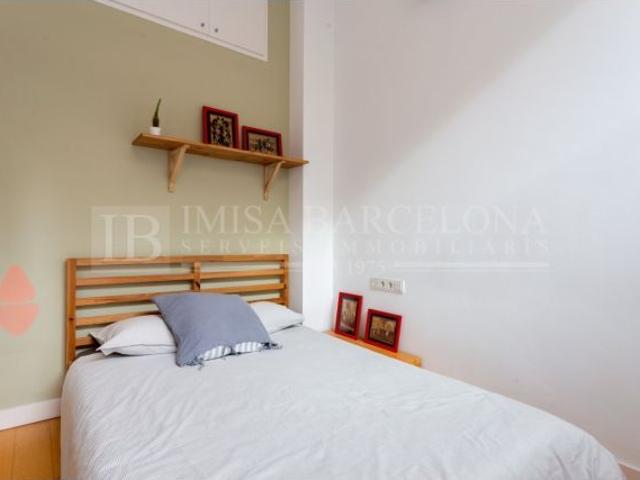 LUMINOSA PLANTA BAJA CON CÉDULA DE HABITABILIDAD EN VENTA EN LA VILA DE GRACIA