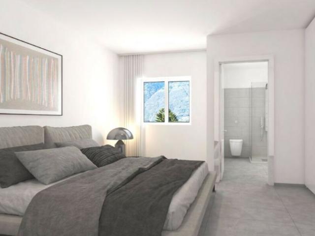 LUMINOSO 4.5 LOCALI CON BALCONE E VISTA APERTA A BELLINZONA
