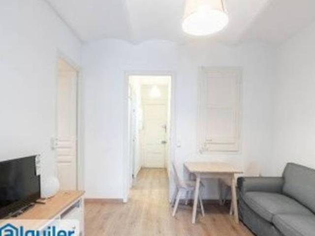Luminoso apartamento amueblado en Poblenou