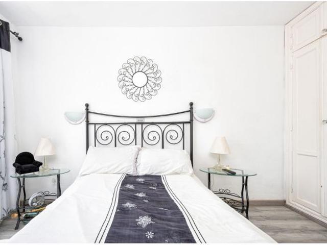 Luminoso apartamento de esquina con un dormitorio y una amplia terraza con impresionantes vistas al