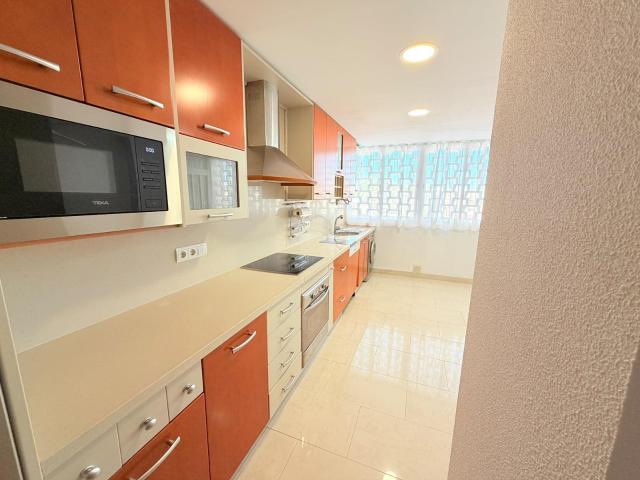 Luminoso apartamento en Carolinas Bajas — ¡A 15 min de la playa!