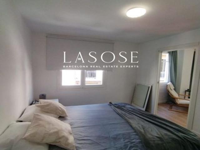 Luminoso apartamento reformado en el corazón del Barrio Gótico de Barcelona