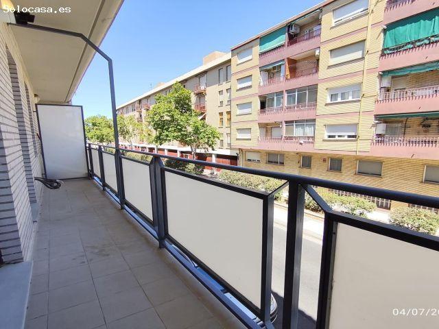 Luminoso piso con terraza y mobiliario a estrenar en Calle Lugo