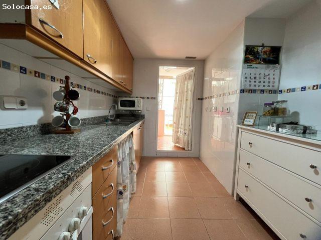 LUMINOSO PISO DE 3 DORMITORIOS CON TERRAZA Y GARAJE EN ALDAIA