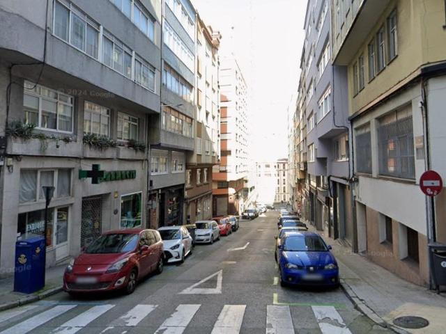 Luminoso Piso en Falperra Santa Lucía, A Coruña Oportunidad Única