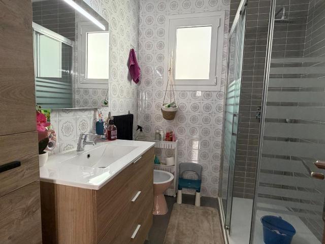 Luminoso Piso Reformado en el Centro de Casas Ibañez Oportunidad Única por 83.000€
