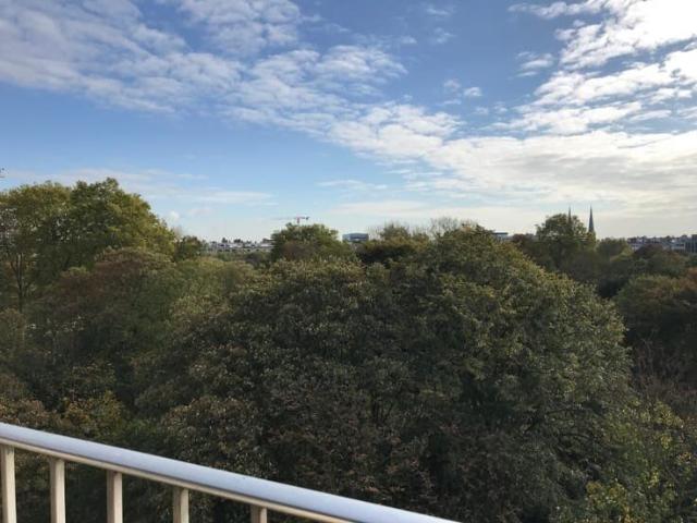 Lumineus appartement 2 slpkm, 2 badkm met groen uitzicht