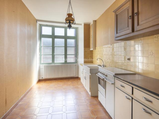 Maison de ville. 6 pièces Deux appartements