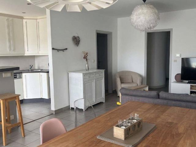 Lumineux 2 chambres ±80 m² – Terrasse sud ouest – Vue parc