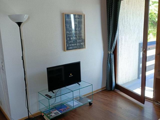 Lumineux 2,5 PCS meublé, balcon