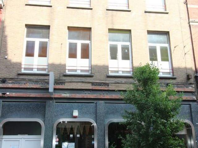 LUMINEUX APPARTEMENT 1 CHAMBRE EN PLEIN CENTRE DE CHARLEROI