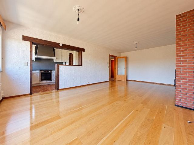Lumineux appartement de 85m2 à louer dans le quartier de.