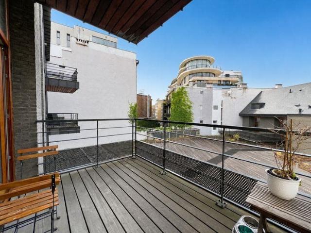 Lumineux appartement de 92 m2 2 ch terrasse 9 m2