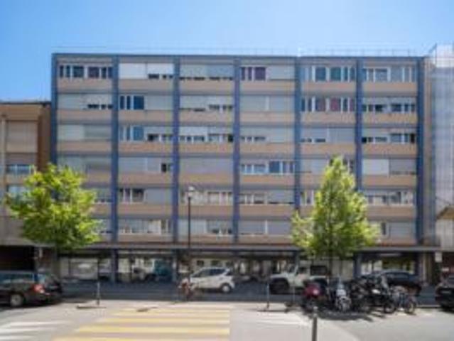 Lumineux appartement de 2 pièces en plein coeur de Carouge