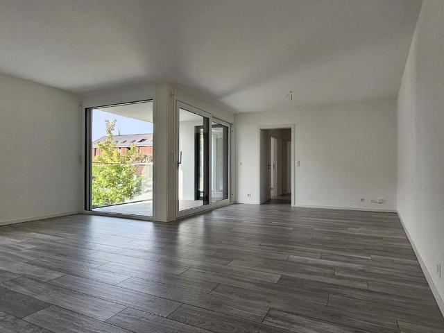Lumineux appartement de 3.5p avec balcon au coeur de Crissier