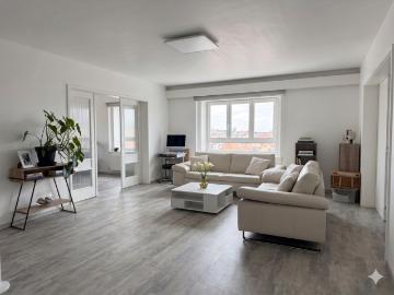 Lumineux et spacieux appartement de 8 pièces