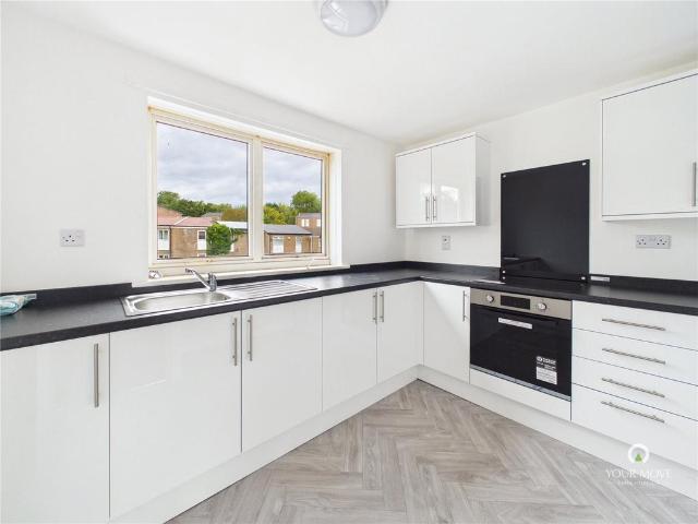 Lumley Close, Tyne and Wear NE38 2 bed flat to rent £625 pcm £144 pw