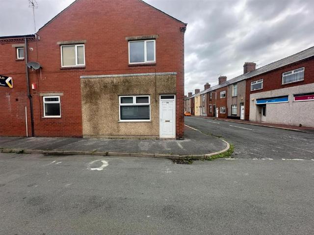 Lumley Street, Barrow In Furness LA14 1 bed flat to rent £625 pcm £144 pw