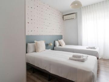 Lumninoso apartamento familia Ciutat Vella 1.15